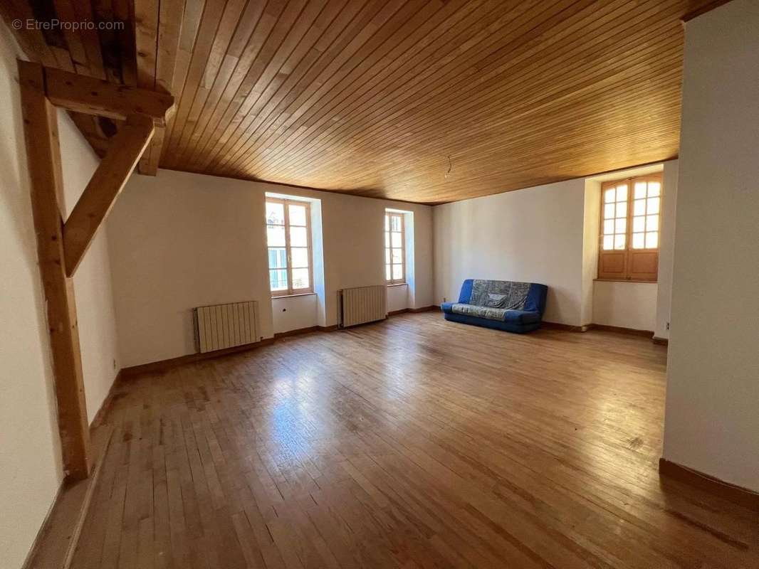 Appartement à SALVIAC