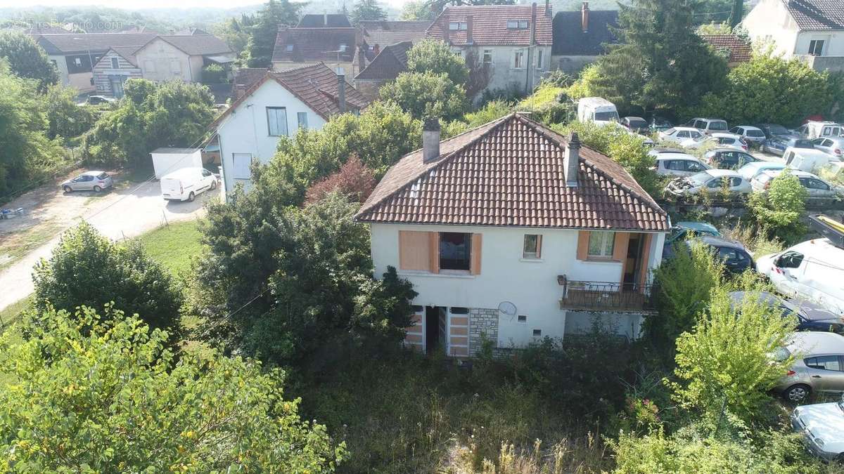 Maison à GOURDON