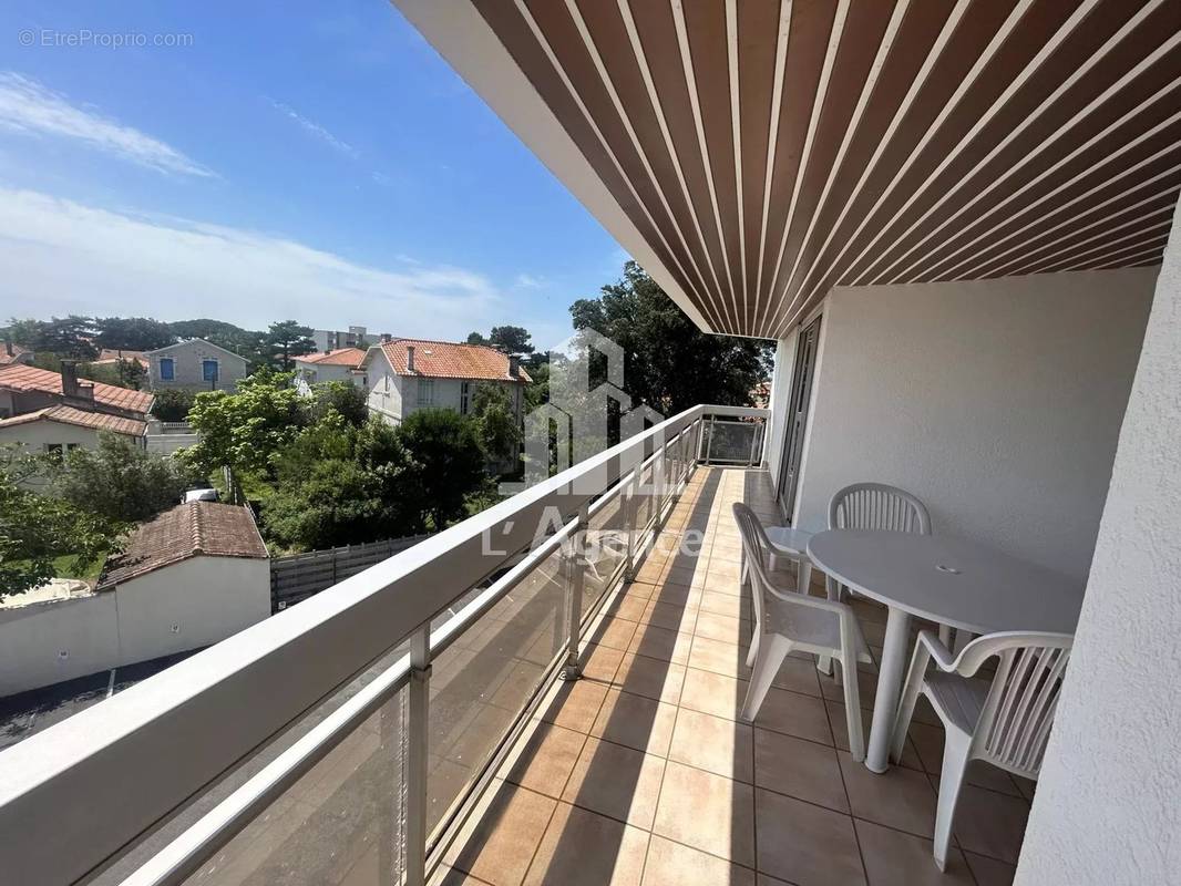 Appartement à VAUX-SUR-MER