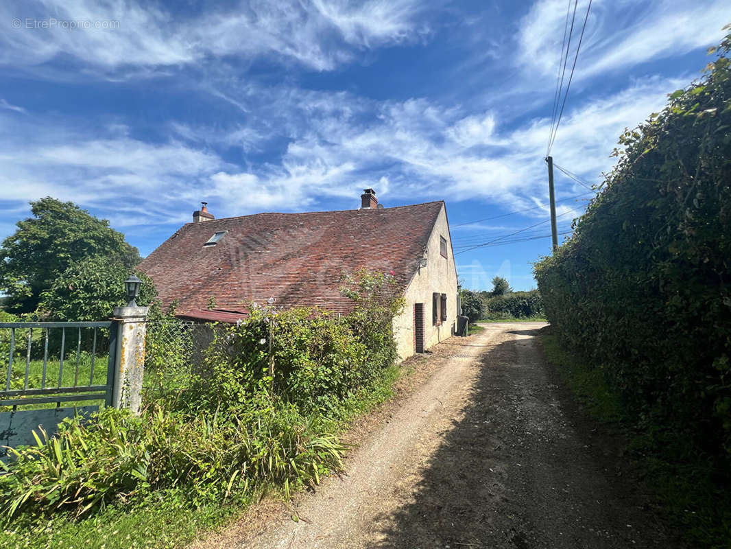 Maison à BLENEAU