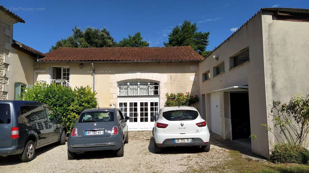 Maison à VERTEILLAC