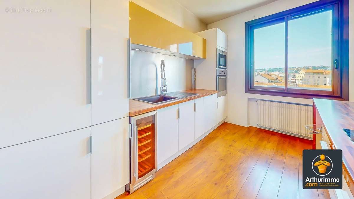 Appartement à LYON-7E