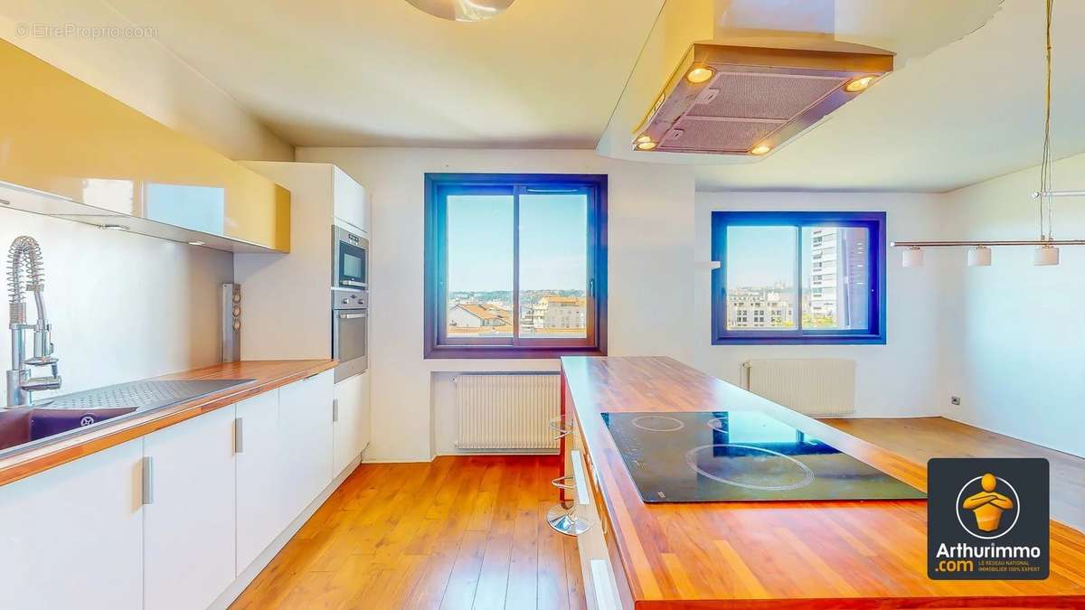 Appartement à LYON-7E