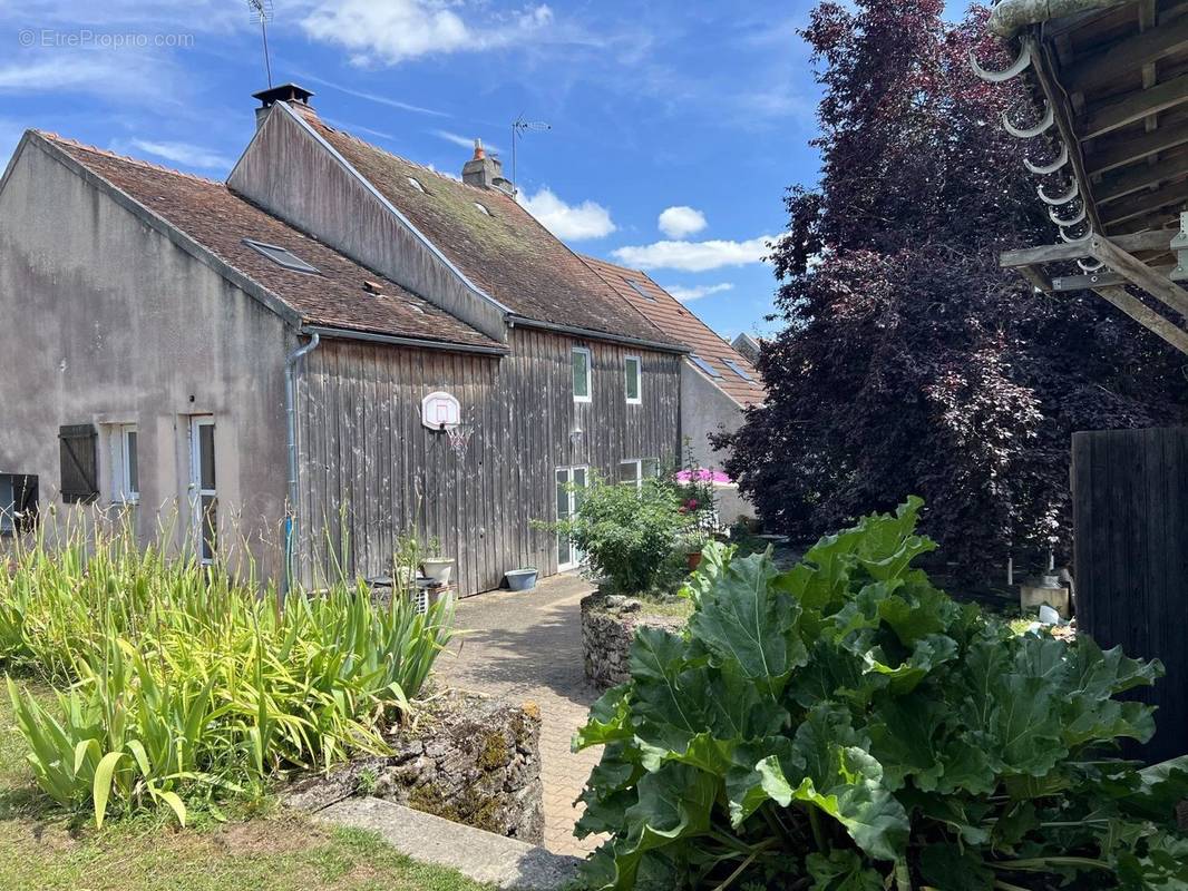 Maison à SEMUR-EN-AUXOIS