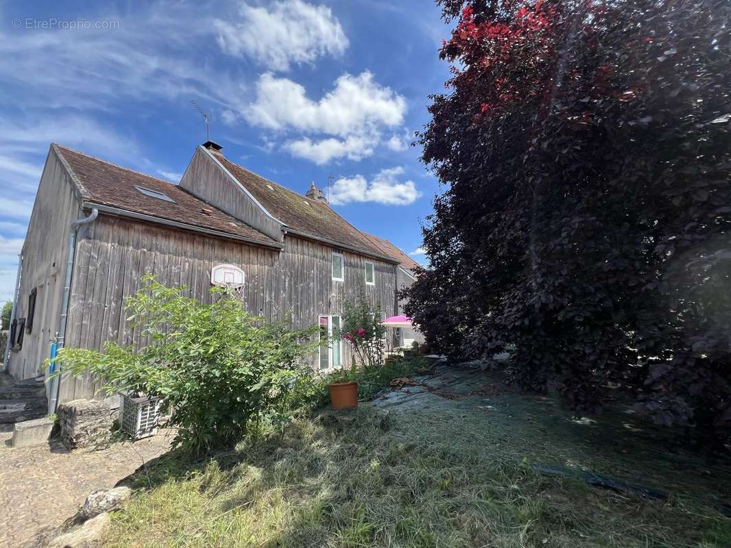 Maison à SEMUR-EN-AUXOIS