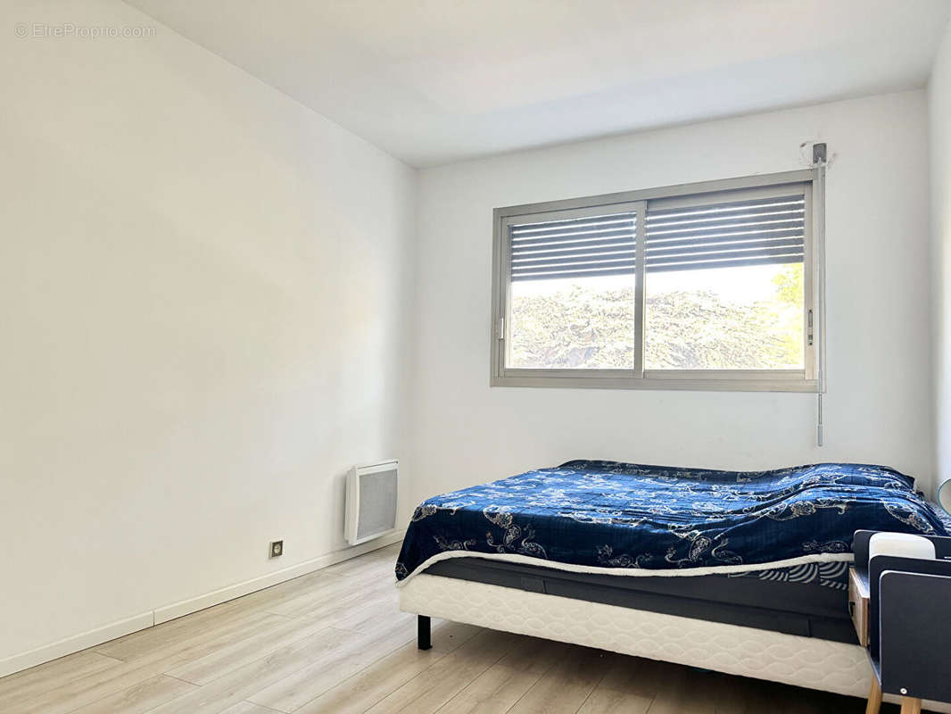 Appartement à MARSEILLE-9E