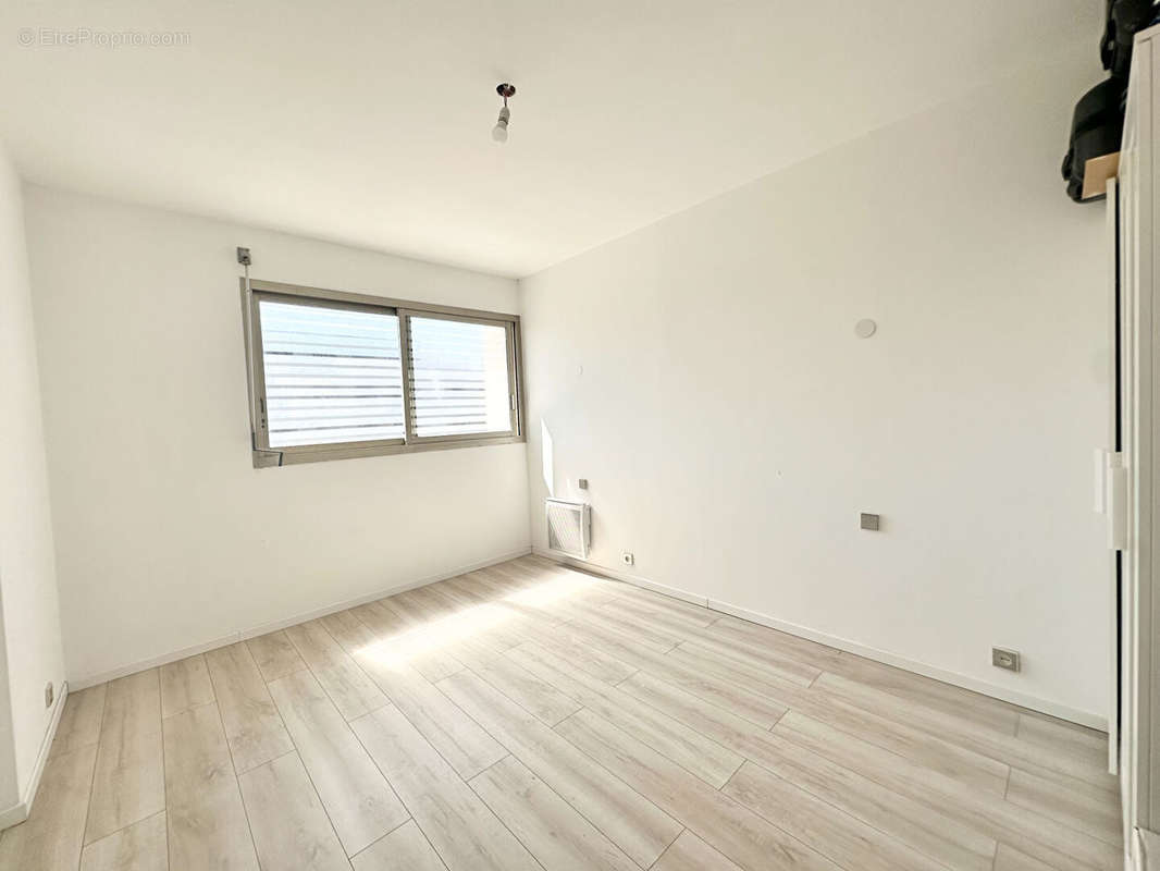 Appartement à MARSEILLE-9E