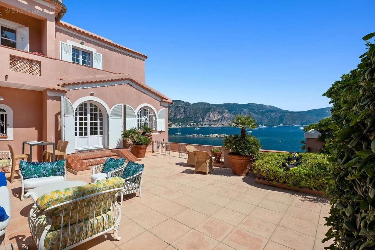 Maison à SAINT-JEAN-CAP-FERRAT