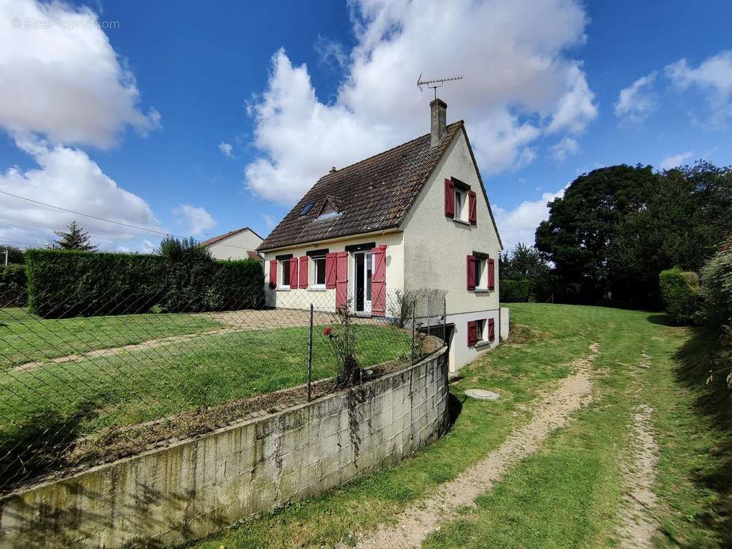 Maison à LE NEUBOURG