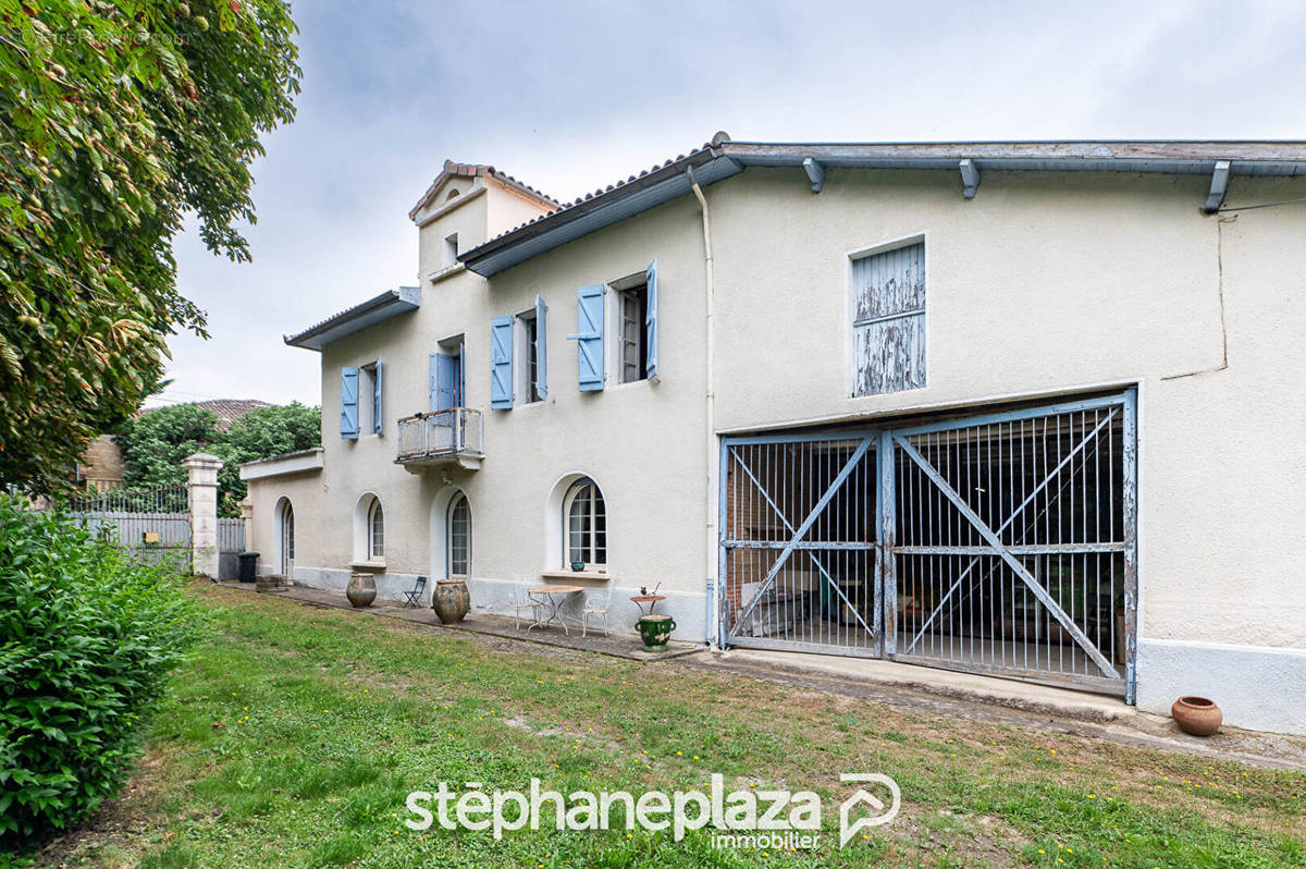 Maison à MONTBARTIER