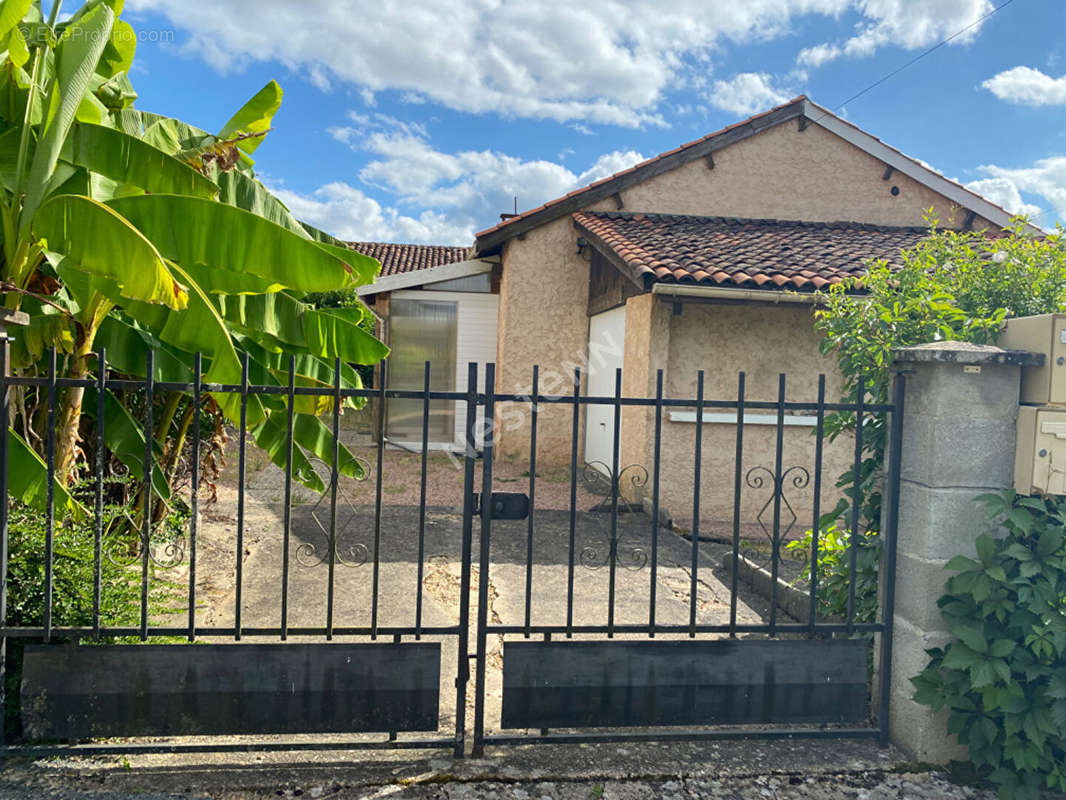 Maison à SAINT-JEAN-DE-COLE