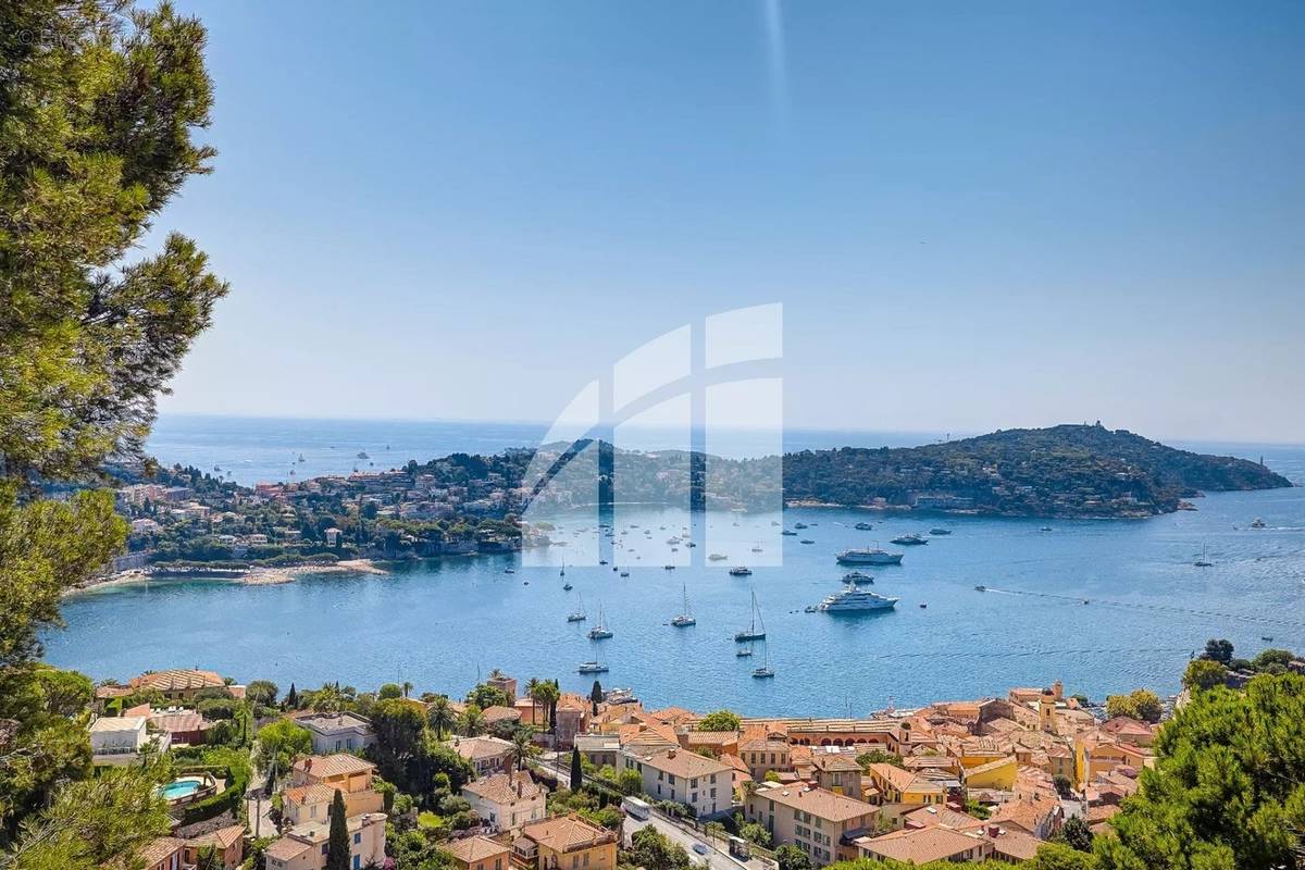 Appartement à VILLEFRANCHE-SUR-MER