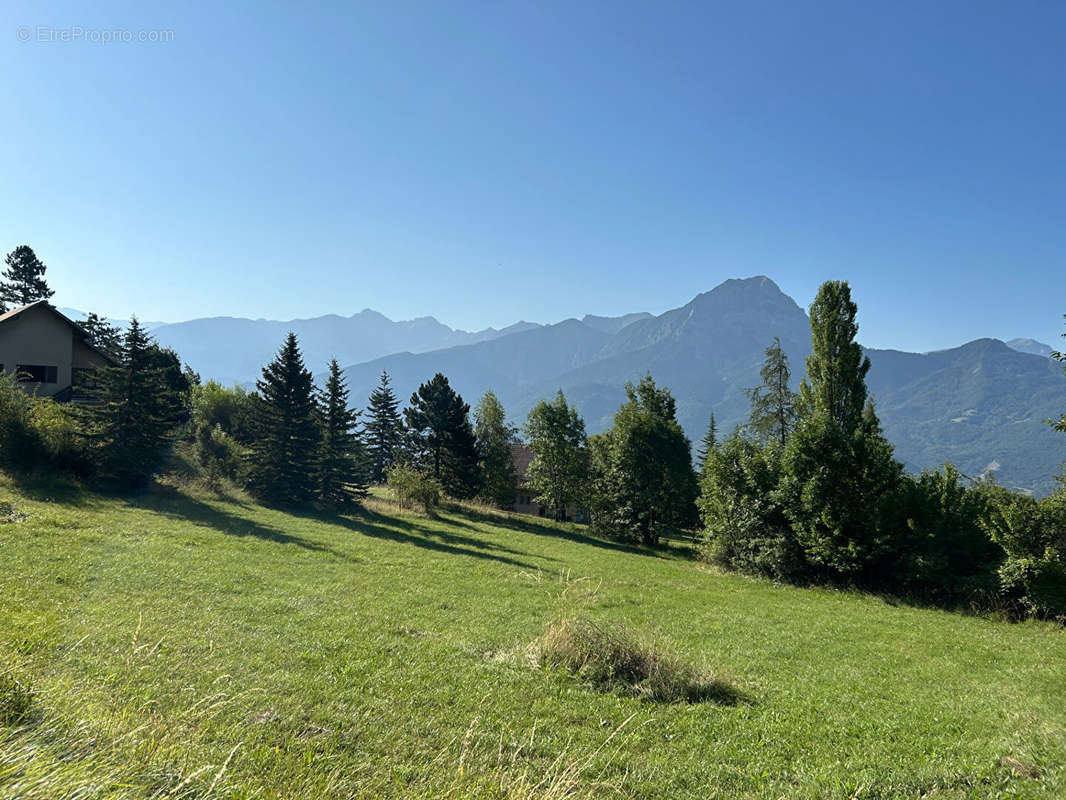 Terrain à SAINT-APOLLINAIRE