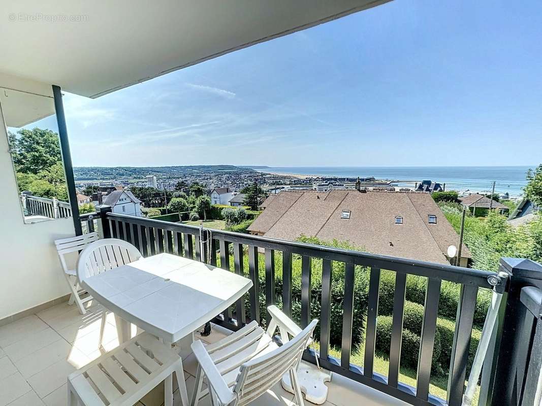 GRANDE TERRASSE VUE MER  - Appartement à TROUVILLE-SUR-MER