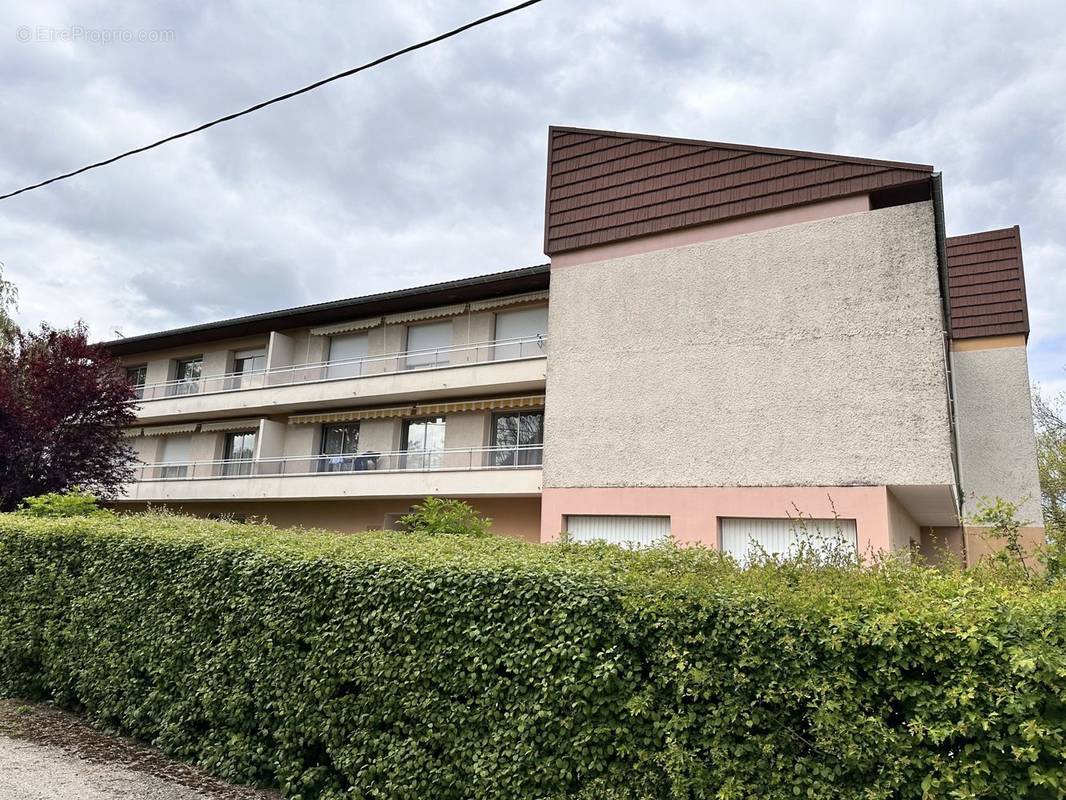 Appartement à PIERRE-DE-BRESSE