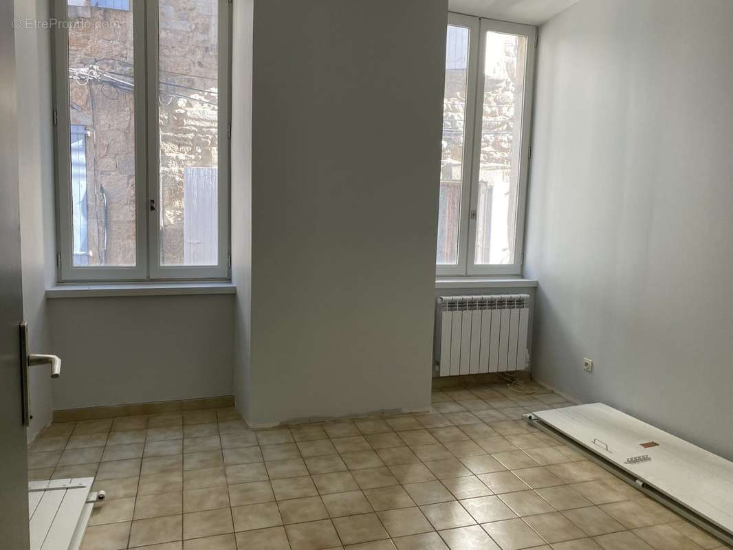 Appartement à JOYEUSE