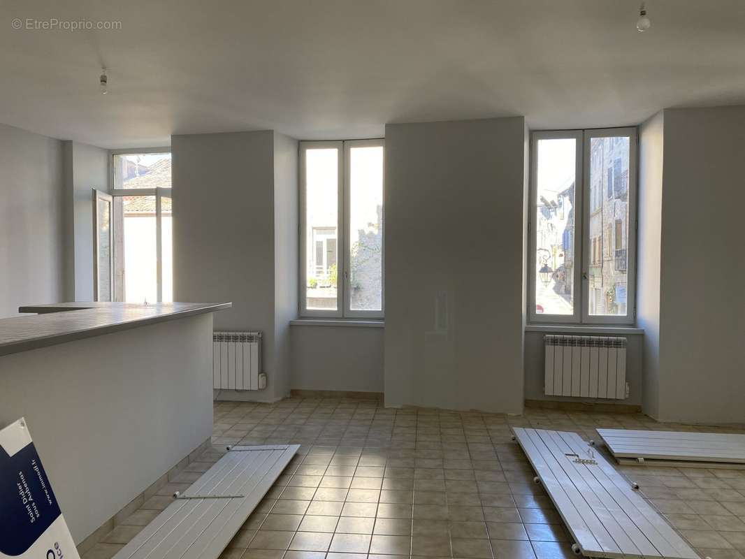 Appartement à JOYEUSE