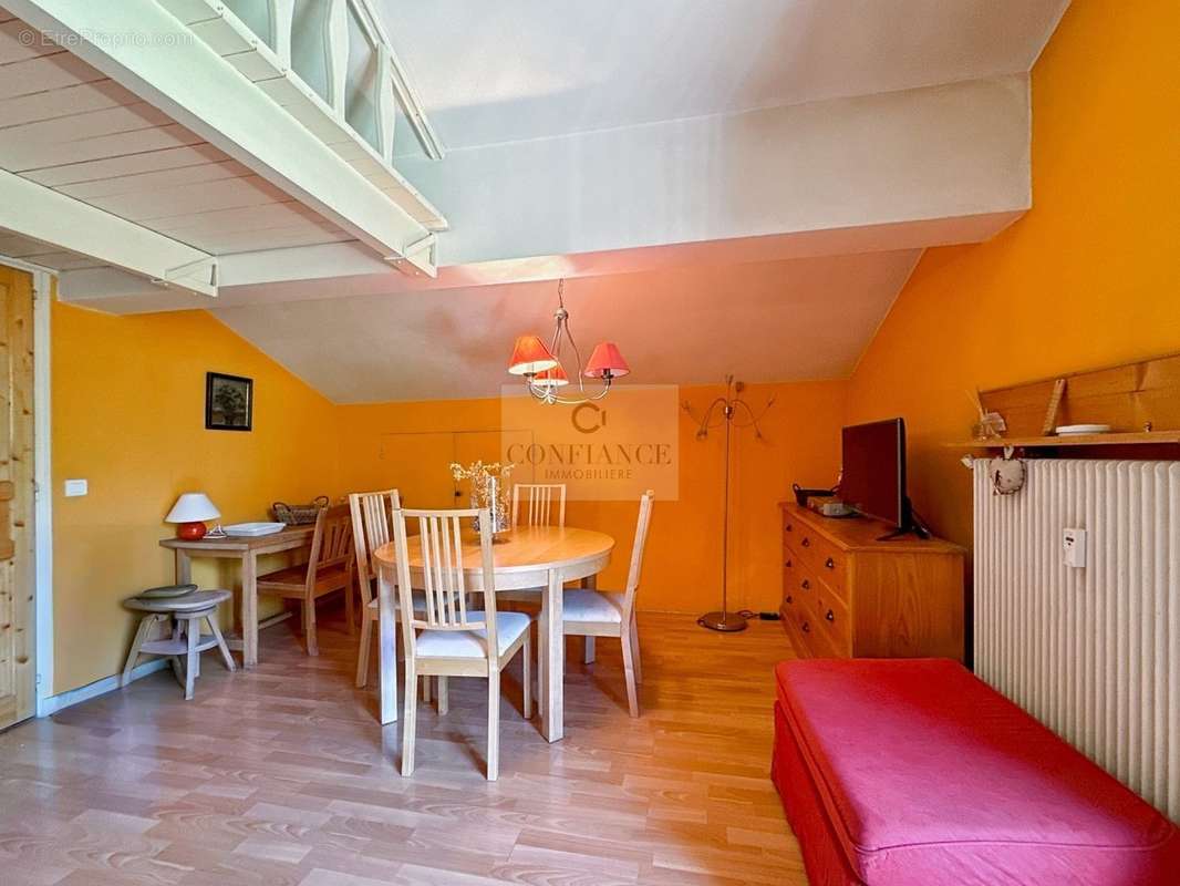 Appartement à SAINT-ETIENNE-DE-TINEE