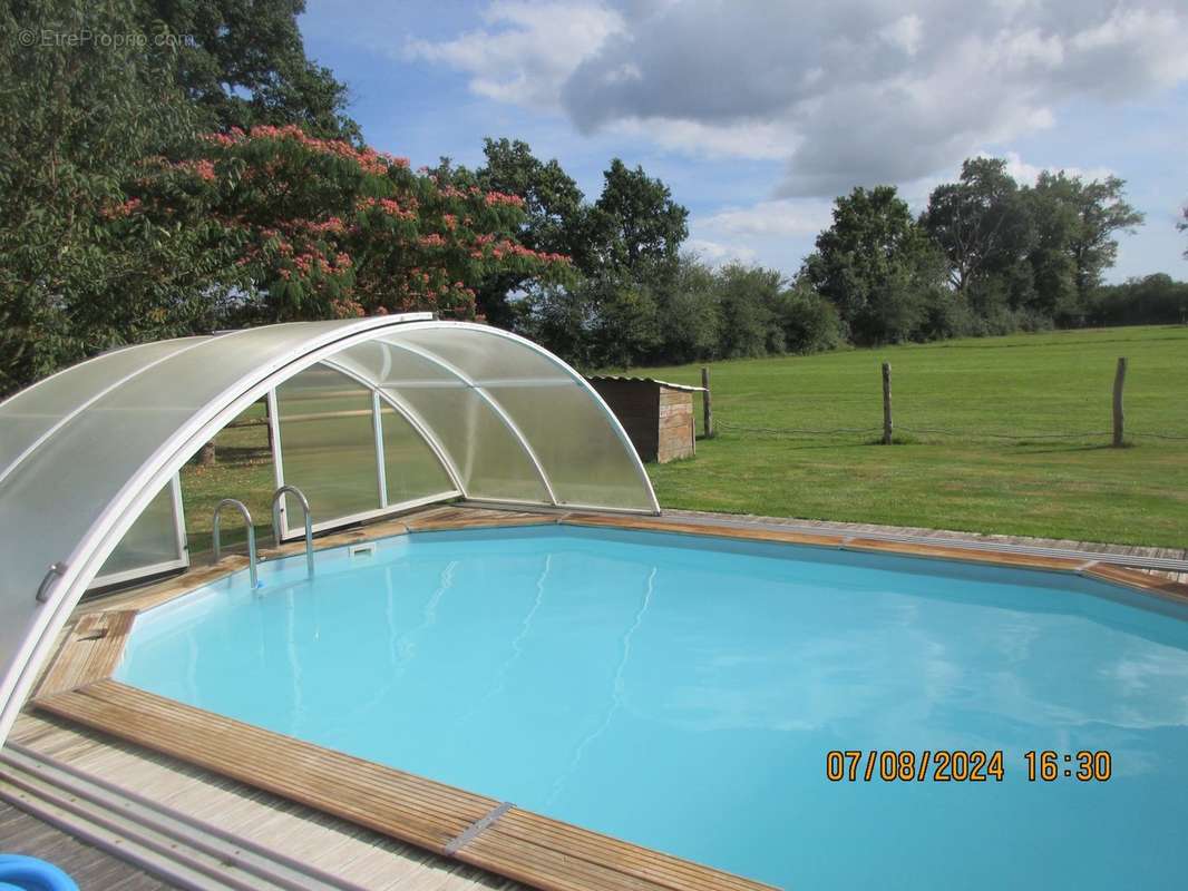 piscine SUD - Maison à FAY-DE-BRETAGNE