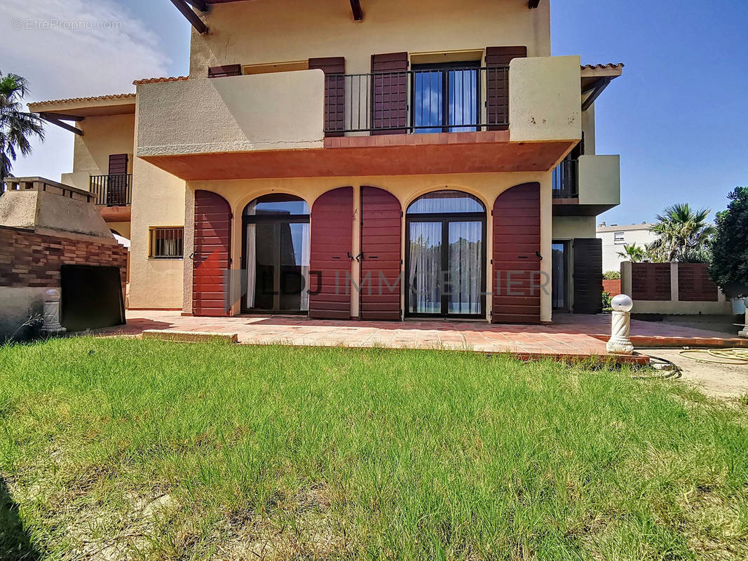 Maison à SAINT-CYPRIEN