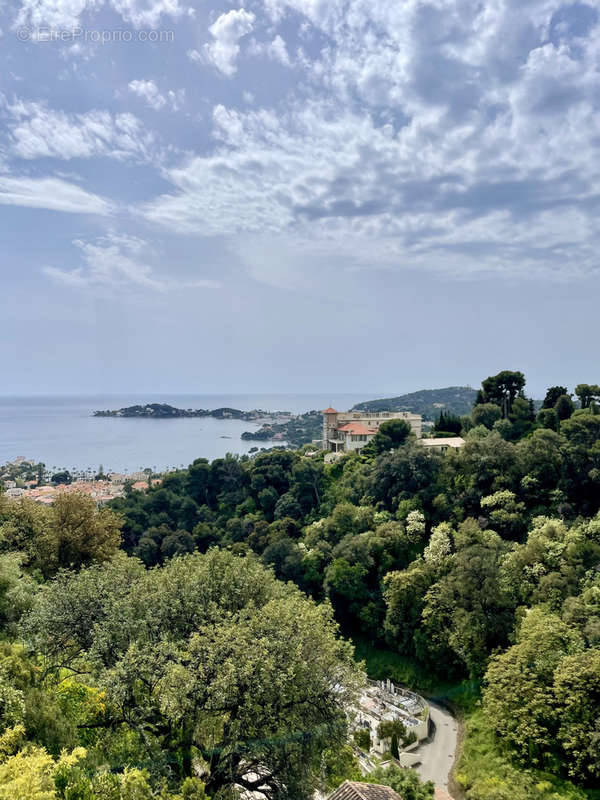 Appartement à BEAULIEU-SUR-MER