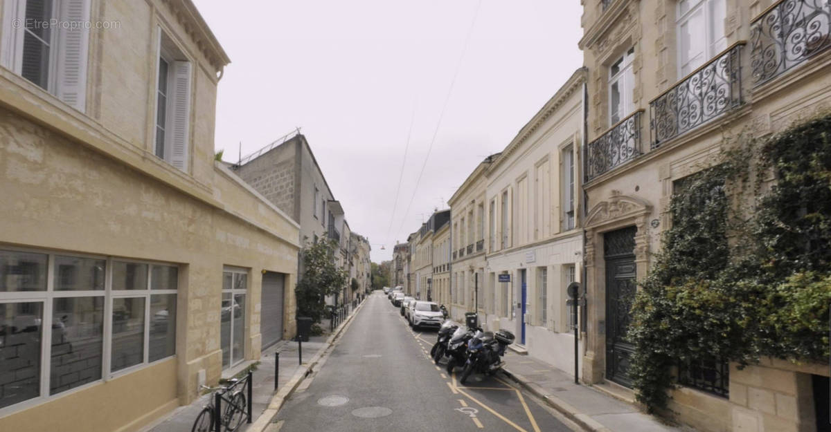 Appartement à BORDEAUX