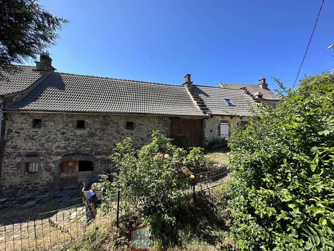 Maison à LAURIE