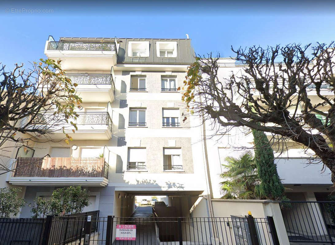 Appartement à NEUILLY-PLAISANCE