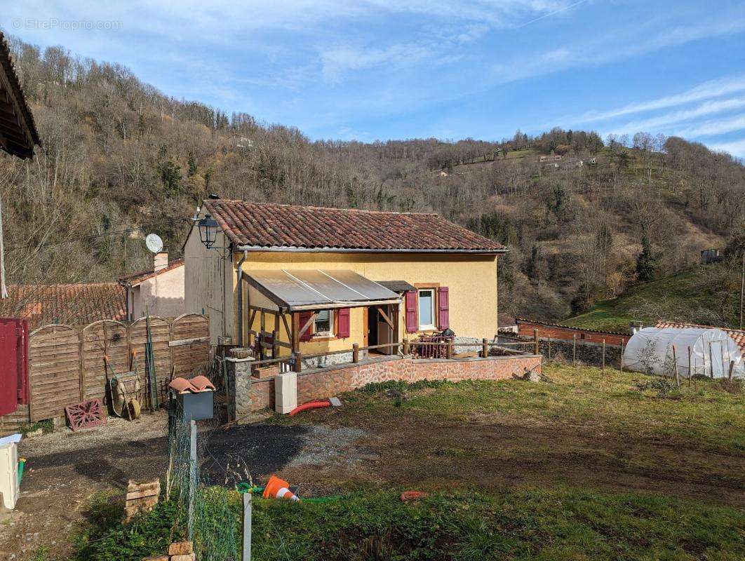 Maison à SAINT-GIRONS