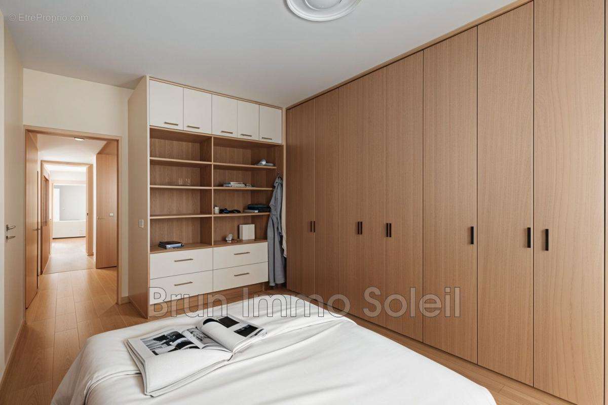 Appartement à VILLENEUVE-LOUBET