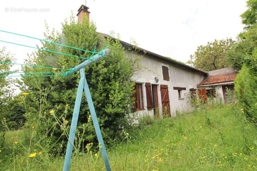 Maison à BRINON-SUR-BEUVRON