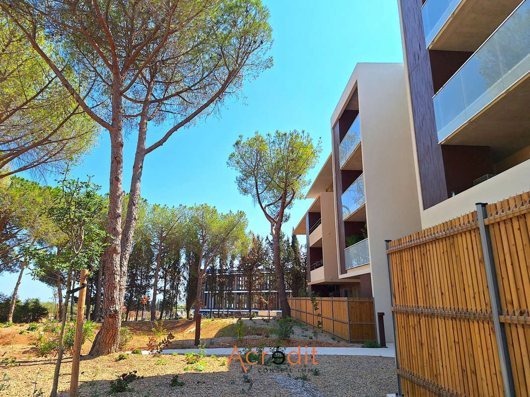 Appartement à BOUJAN-SUR-LIBRON