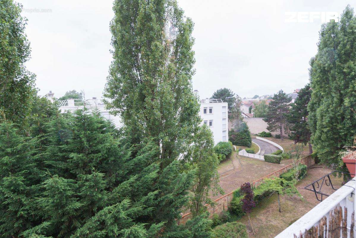 Appartement à MAISONS-LAFFITTE