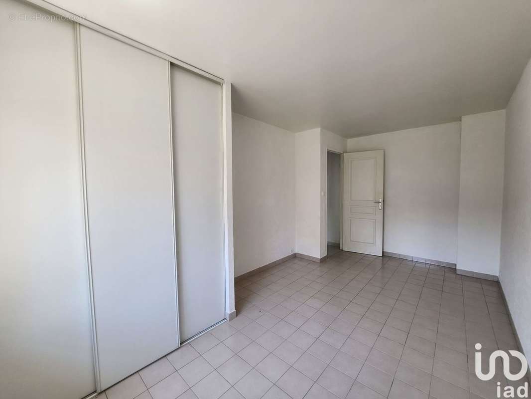 Photo 6 - Appartement à SAINT-GERMAIN-LES-ARPAJON