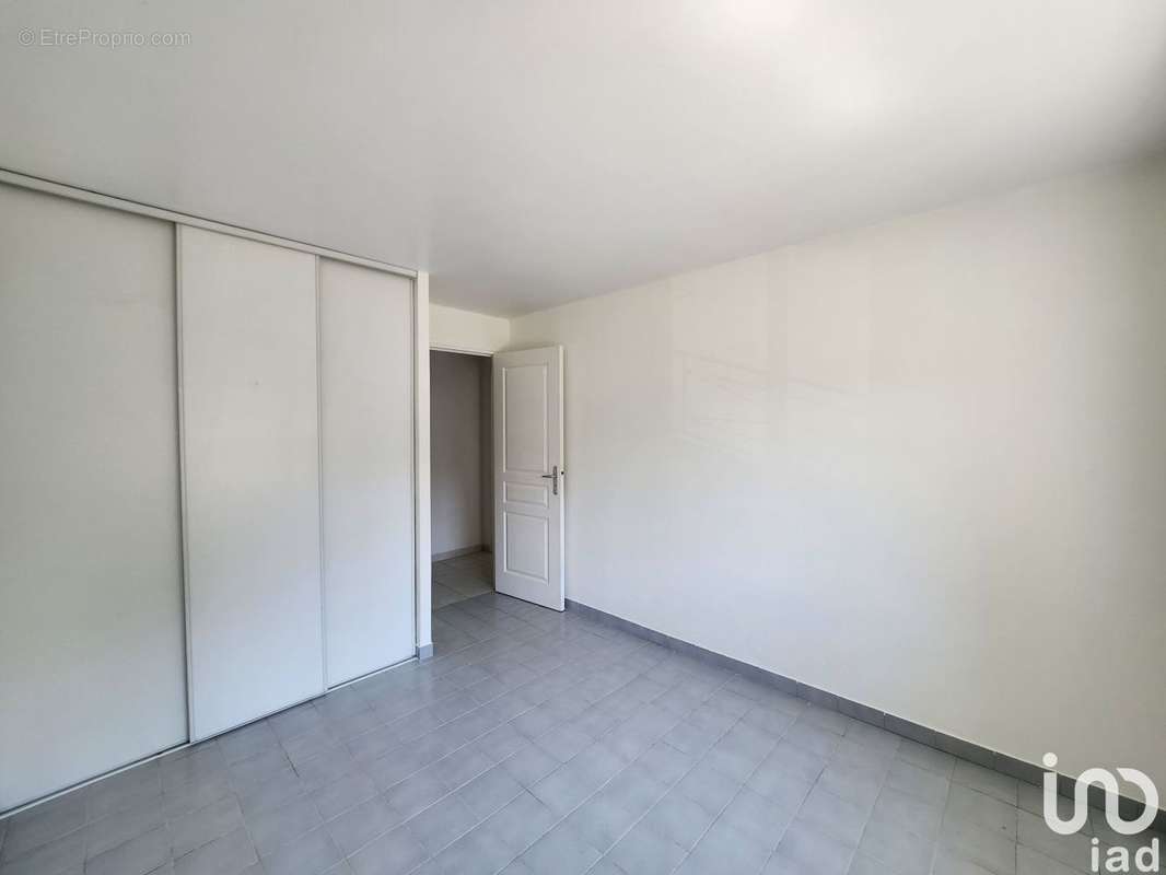 Photo 8 - Appartement à SAINT-GERMAIN-LES-ARPAJON