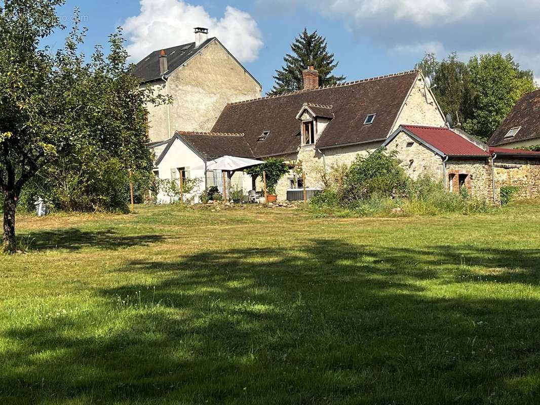 Maison à JOUAC