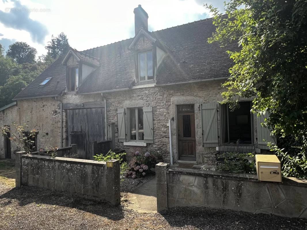 Maison à JOUAC