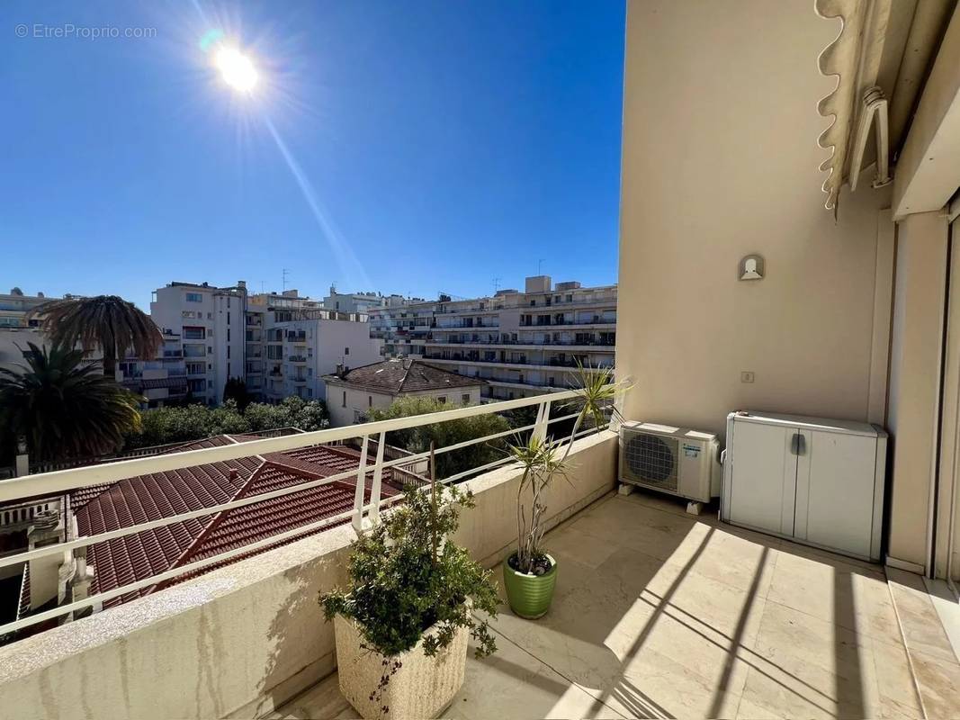 Appartement à CANNES