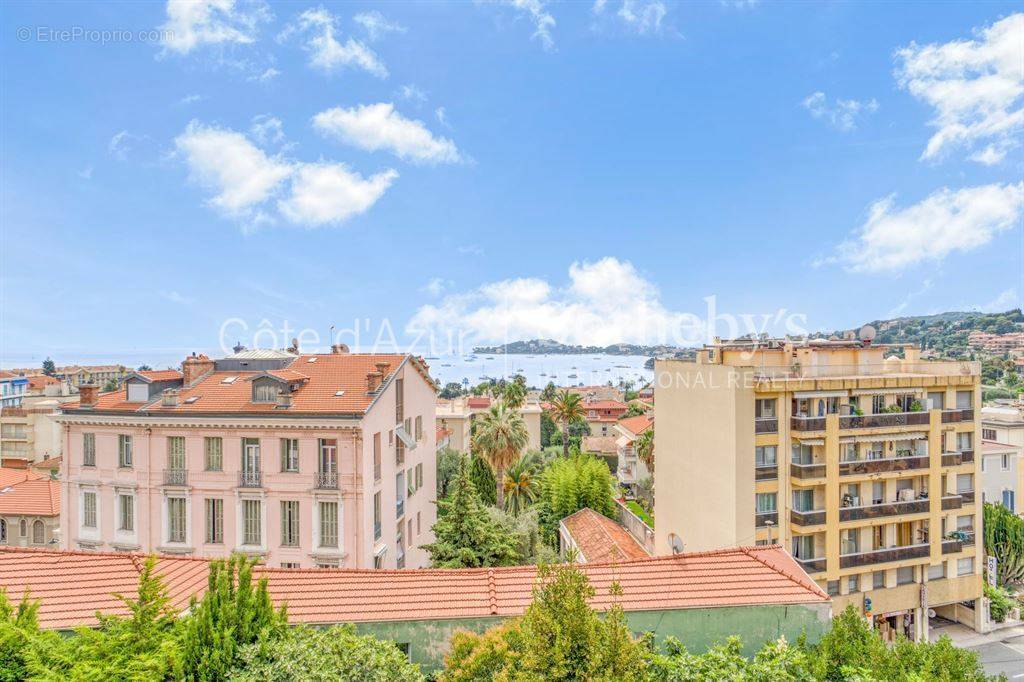 Appartement à BEAULIEU-SUR-MER