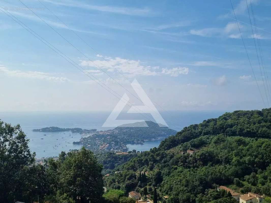 Terrain à VILLEFRANCHE-SUR-MER