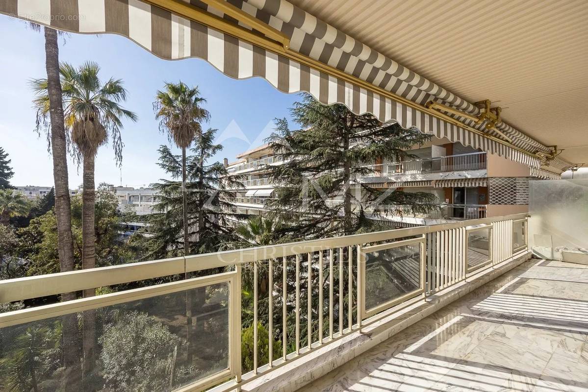 Appartement à CANNES