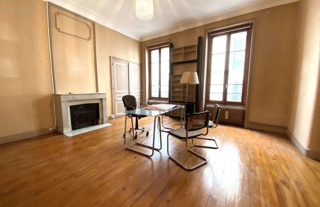 Appartement à ROANNE