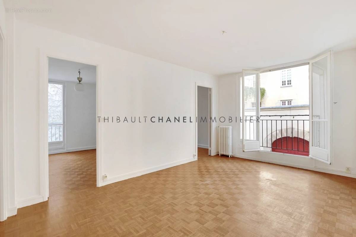 Appartement à PARIS-4E