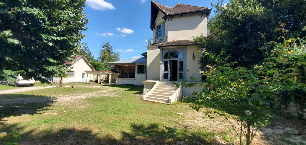 Maison à BOIS-LE-ROI