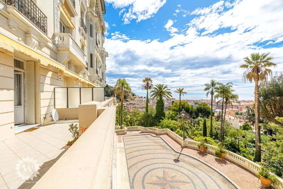 Appartement à MENTON