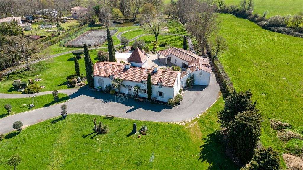 Maison à BEAUMONT-SUR-LEZE