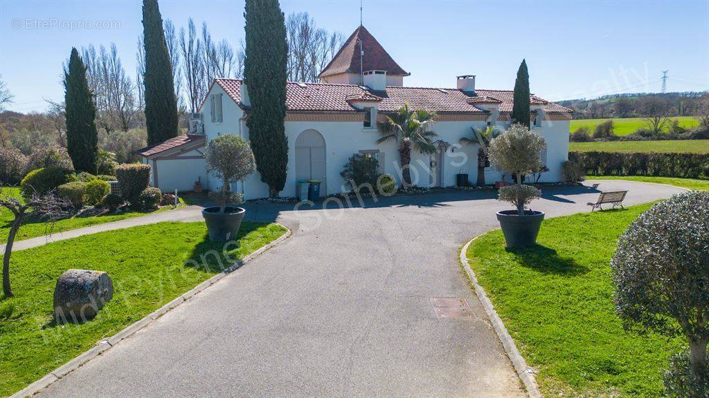 Maison à BEAUMONT-SUR-LEZE