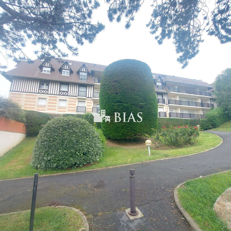 Appartement à BLONVILLE-SUR-MER