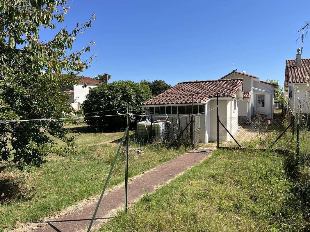 Maison à MESCHERS-SUR-GIRONDE