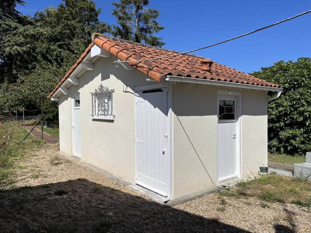 Maison à MESCHERS-SUR-GIRONDE